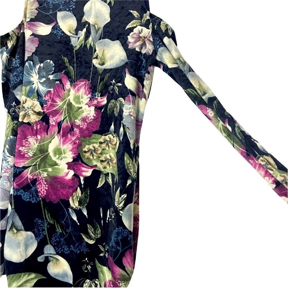 MID thigh velvet floral dress - Picture 7 of 14